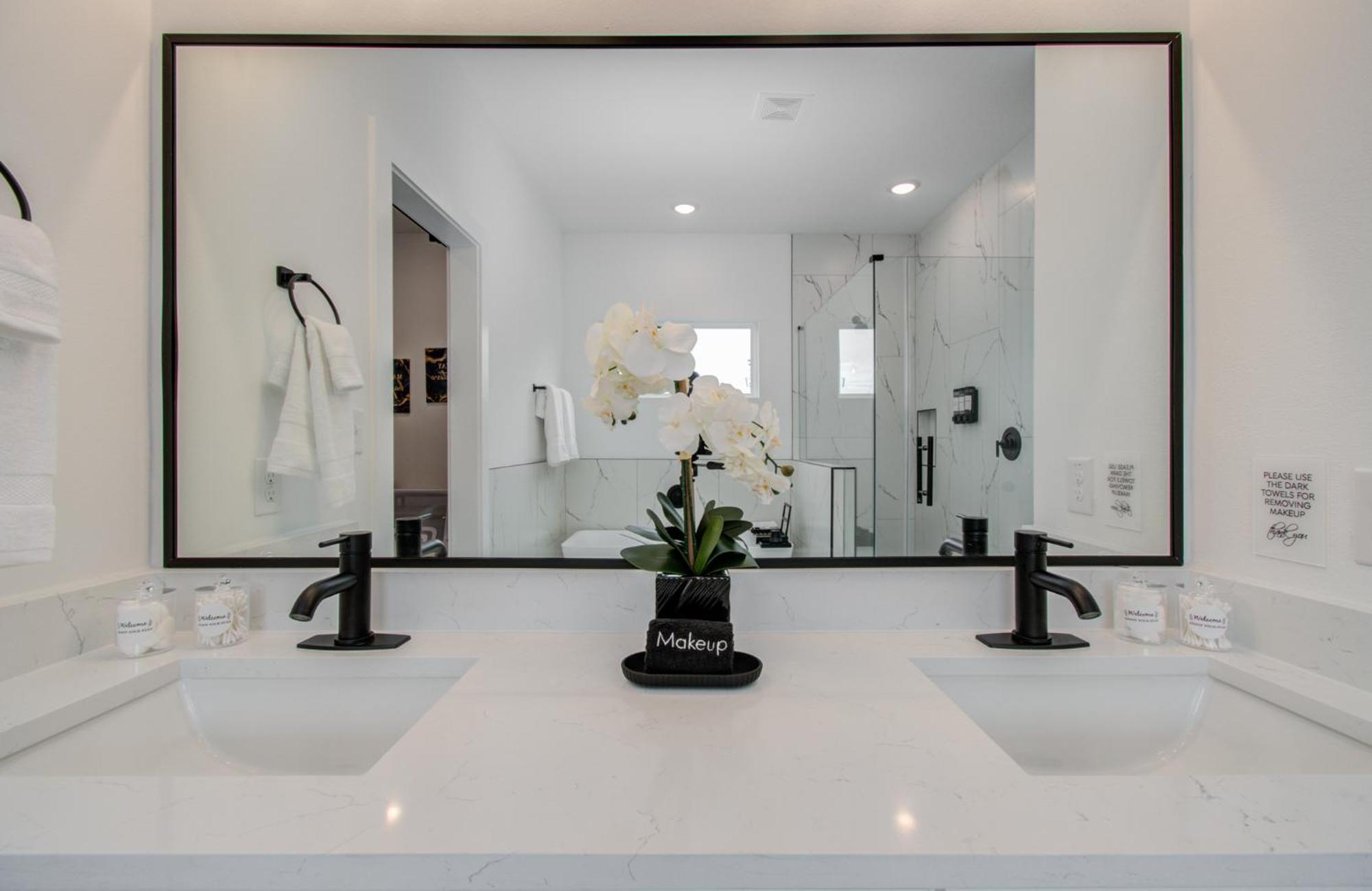 Urban Luxe Getaway 4 Mins To Dt Newly Built Home 휴스턴 외부 사진