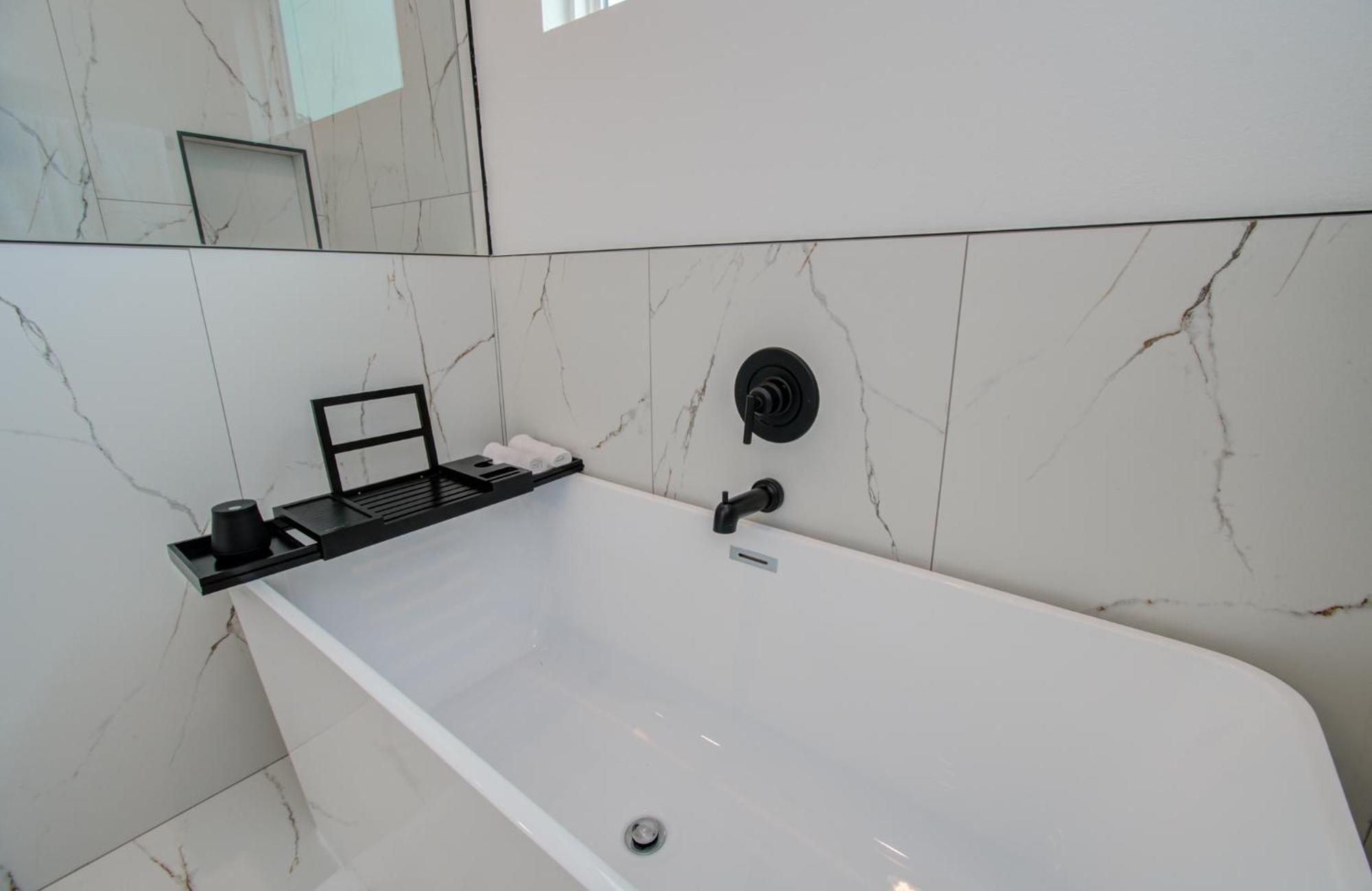 Urban Luxe Getaway 4 Mins To Dt Newly Built Home 휴스턴 외부 사진